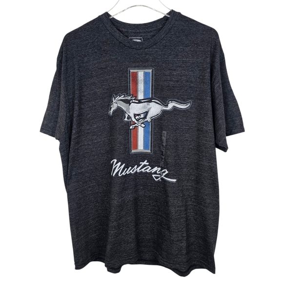 Ford Mustang Graphic Tee T-shirt NWT - Picture 1 of 7